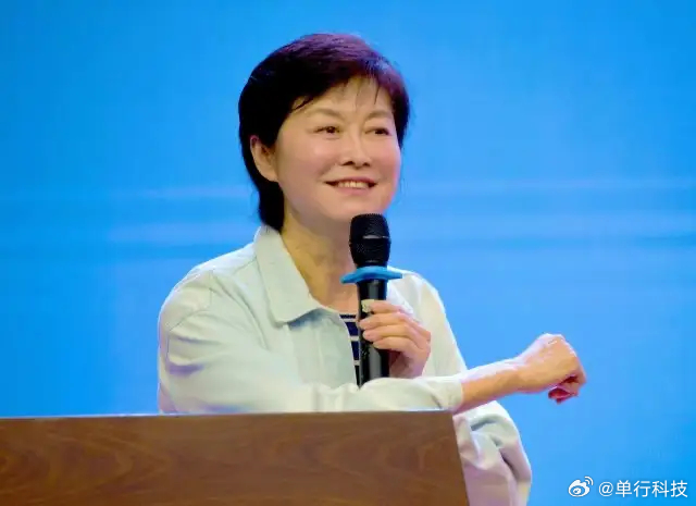 敬一丹曾连续三届获金话筒奖敬一丹1988年入职中央电视台【敬一丹去世】9月13日