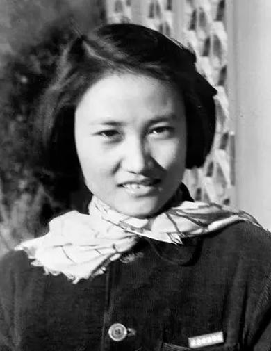 1975年4月4日，一名女犯被执行枪决，临行前，她被用手术刀割断了喉管，为的是，