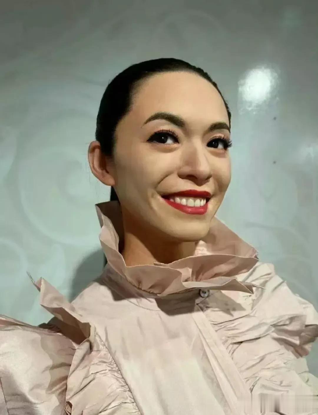 这些明星本人看了自己的蜡像后，估计有些会想打人吧！