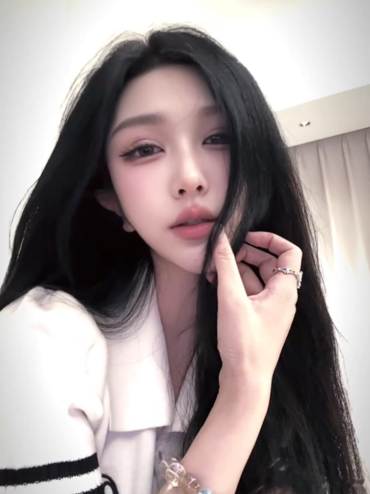 我讨厌所有背刺的人rabbit何婧婧