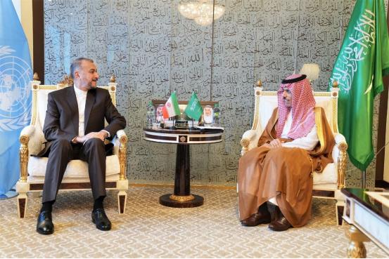 沙特“被打服”了？据路透社报道，伊朗外长阿拉格齐在接受采访时表示，沙特已向伊朗保