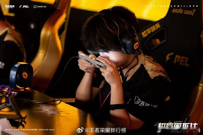 青稚世俱杯FMVP好喜欢此次的比赛，而且我们的青稚在国际赛场上写下了浓墨重彩的一