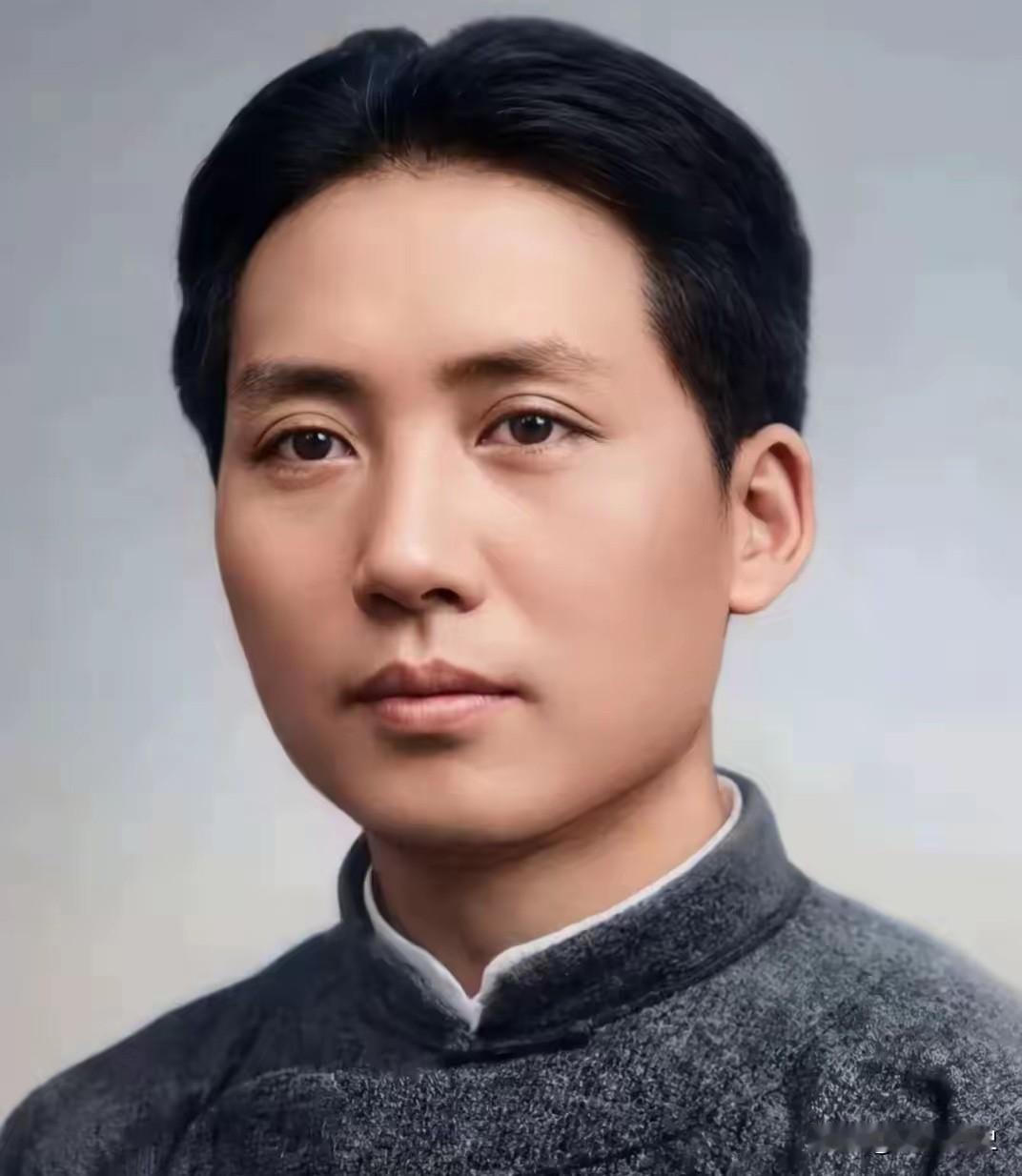 毛主席曾说：“坐在指挥台上，倘若视而不见，便称不上领导；若是只看得见地平线上已然