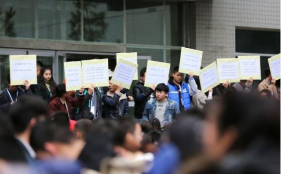 满街本科生，为何招不到一个高级技工？十五五规划终于捅破这层窗户纸！高校扩招几十年