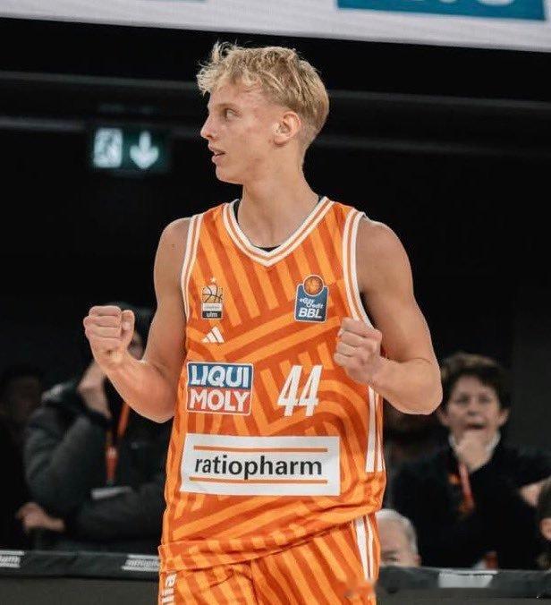 乌尔姆青年队控卫Teo Milicic（2008-192cm-PG）入围欧冠新生