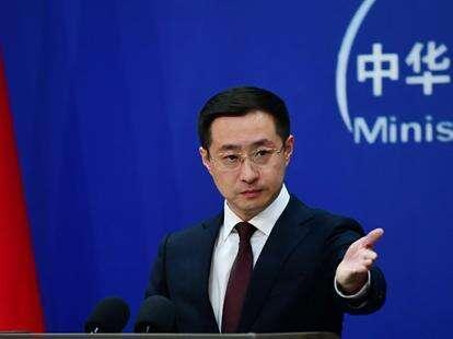美国贸易代表喊话对中国加征100%关税，当着全世界的面，中国外交部一句回应让其哑
