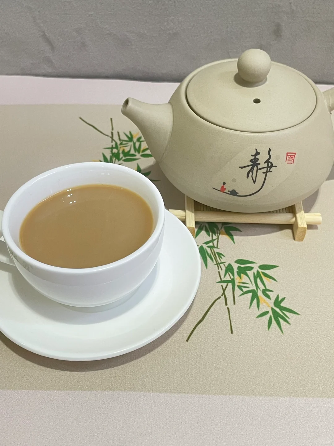 摊牌了！茶壶里装的是速溶茶咖