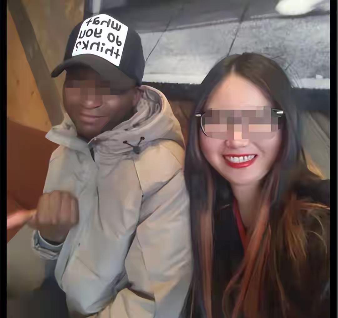 别把老实人当冤大头！有这么个海外留学的女人，把跟白人男友的露水情缘当成所谓的人生
