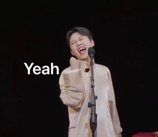 孟鹤堂周九良以后少在天津遛弯在天津遛弯，得小心点儿，不然一不小心就碰到孟鹤堂和周