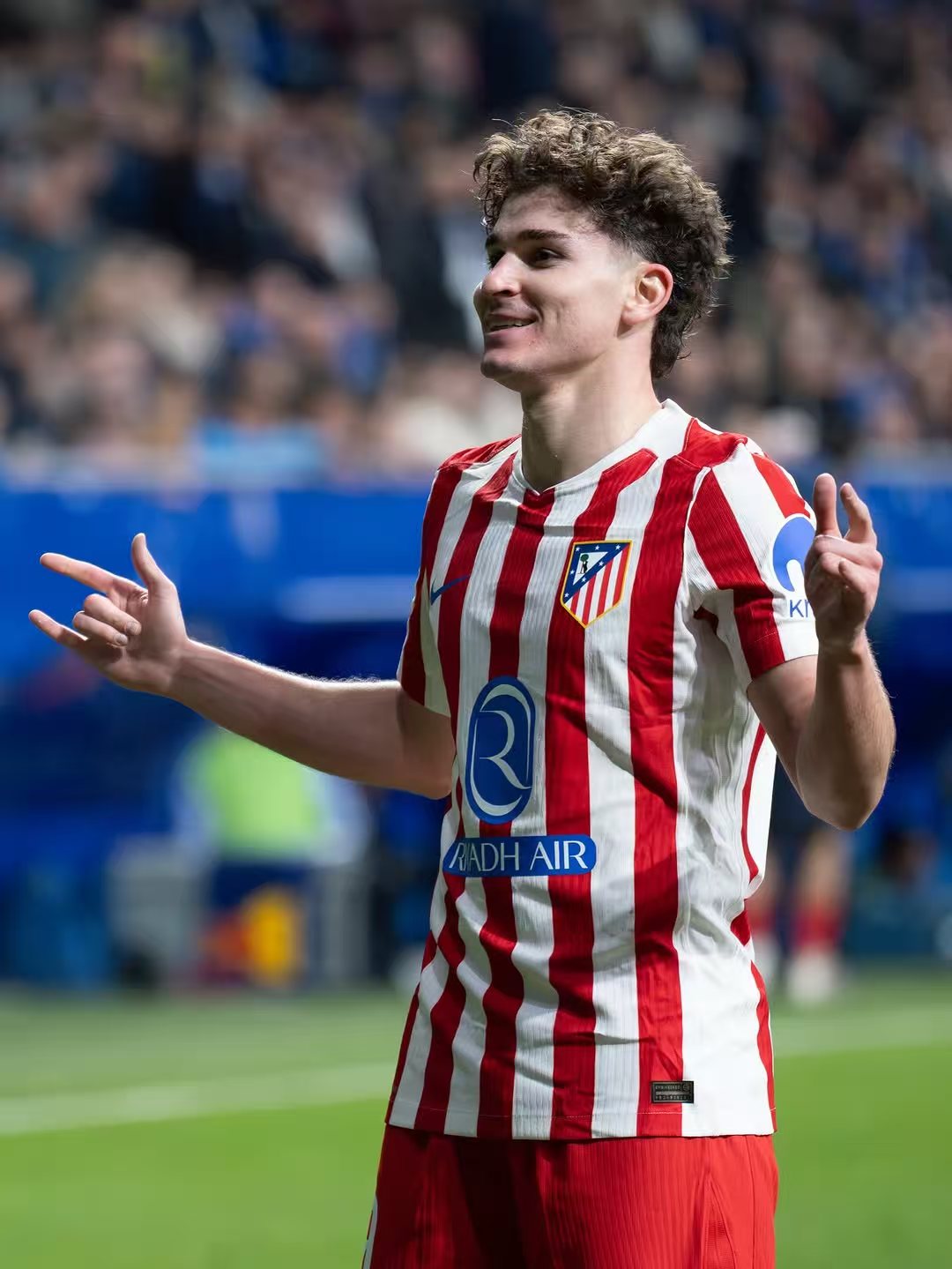 打入绝杀进球，阿尔瓦雷斯赛后更新社媒，发布图集庆祝胜利