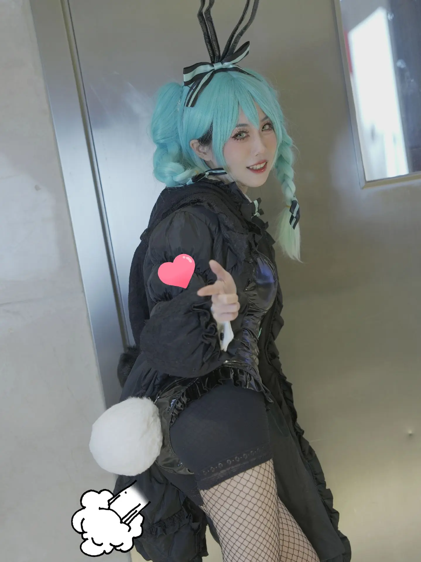 发哪张给crush呢。漫展整活 初音未来cos