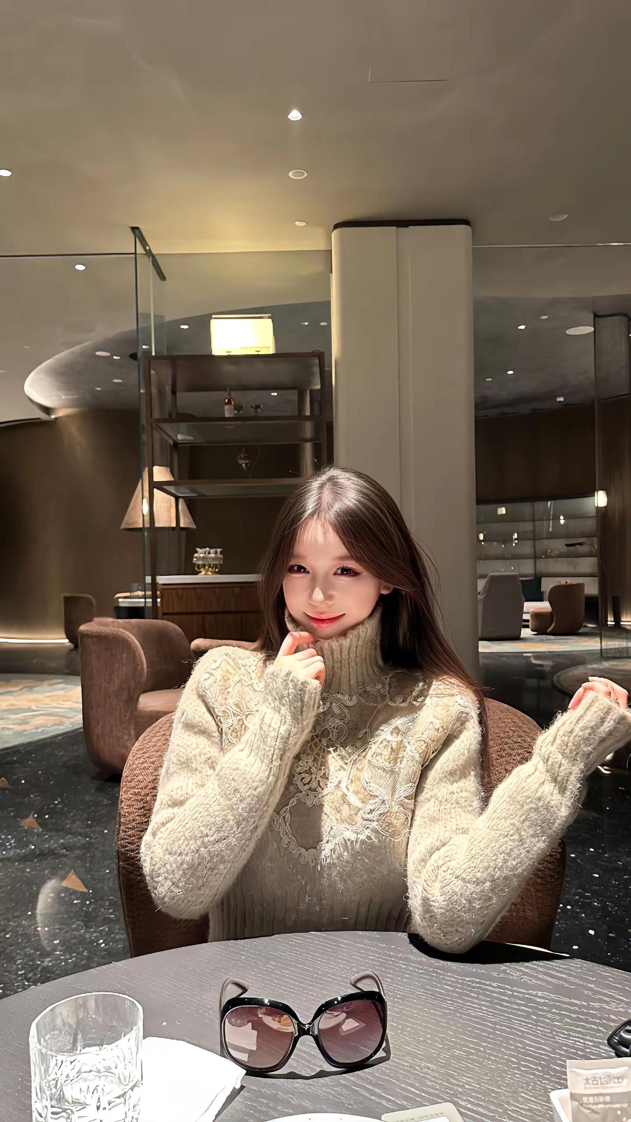 你嘴上说以貌取人结果半夜掉眼泪爱上了个猪