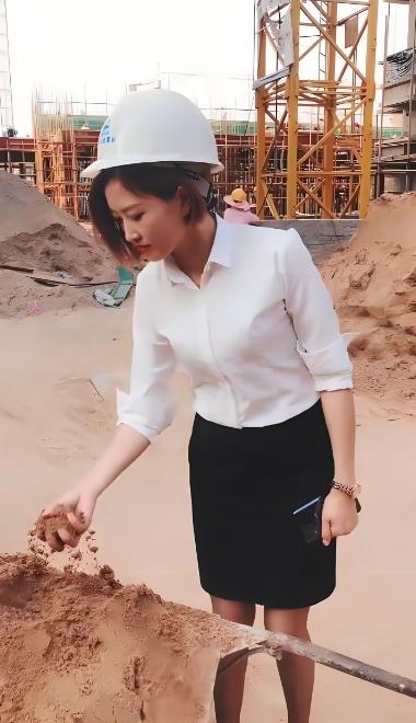 重塑工地资料员形象：默默奉献的信息守护者
🌟工地资料员是何许人也？
在建筑工地