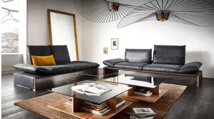 【财富晚茶-午间投资】一大踩踏：光伏产链股大跳水；骑士乳业：市场大跌强势红盘；沪