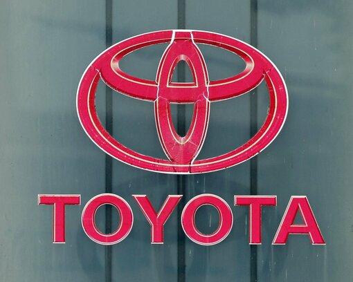 丰田2月全球产量下降3.9%。

丰田汽车公司周一表示，受中国和日本生产放缓拖累