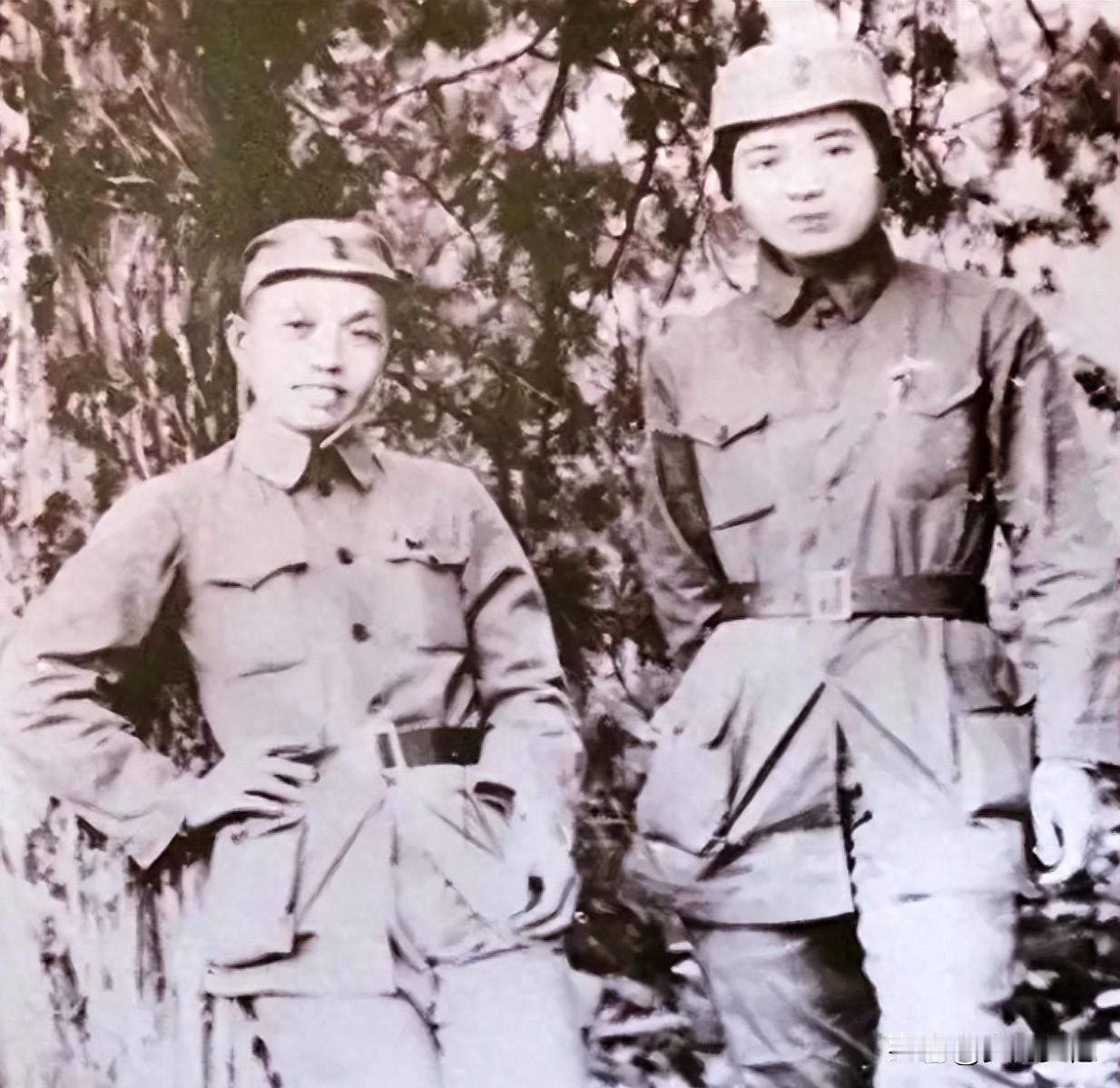 1941年谭震林被特务拦下盘问。危急关头，旁边小媳妇突然指着他大骂。特务一时愣住