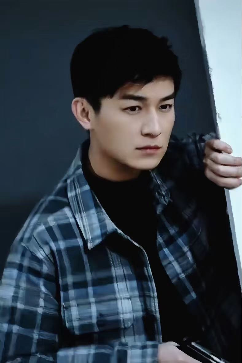 #杨旭文黑白诀# ⭐#杨旭文韩证飞# 正邪对峙划破暗夜，连环迷局险象丛生！看韩证