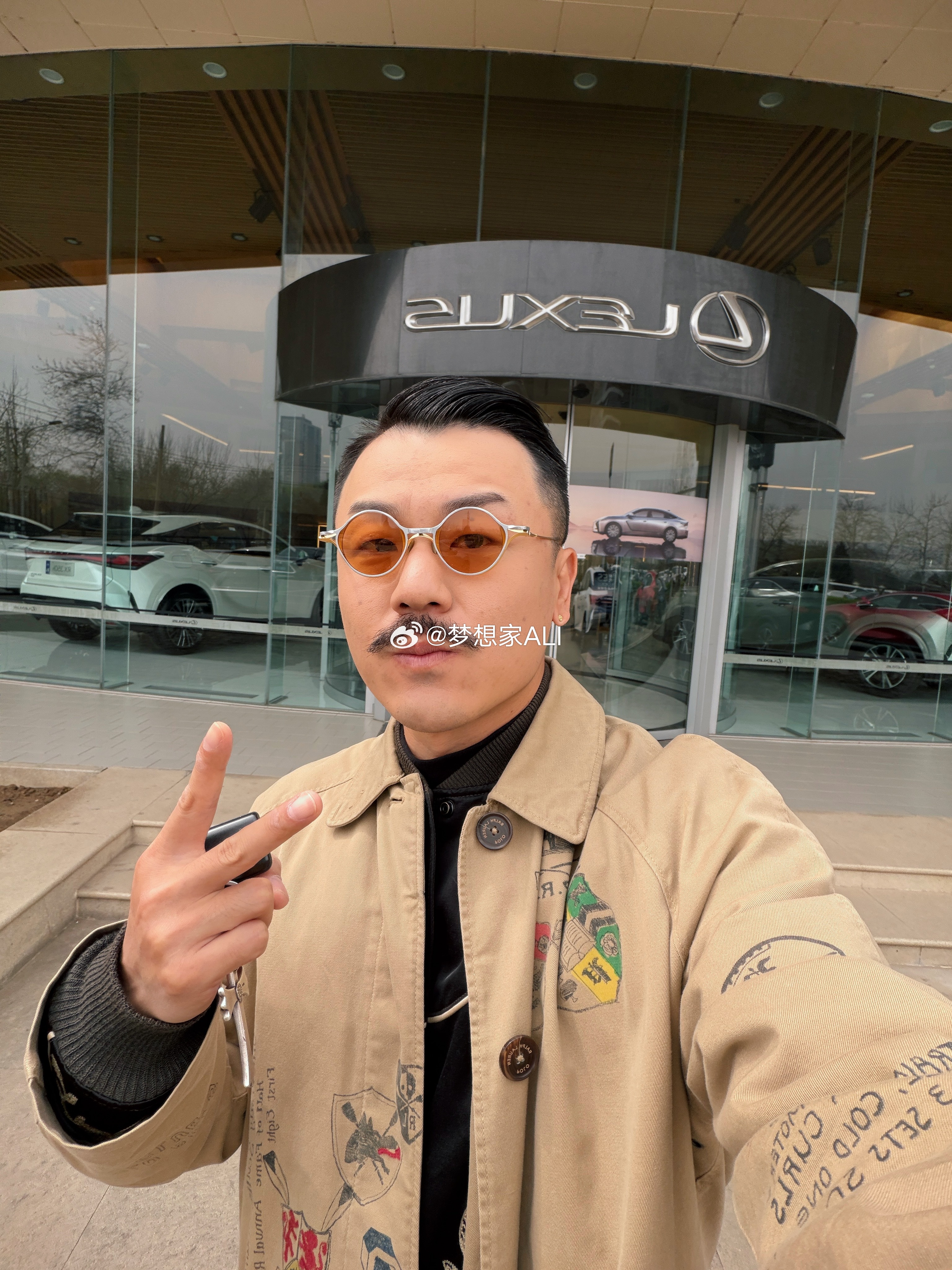 雷克萨斯车主来做保养啦✌️25年开了三、四回，一回保养一回验车😂今年多开开😁