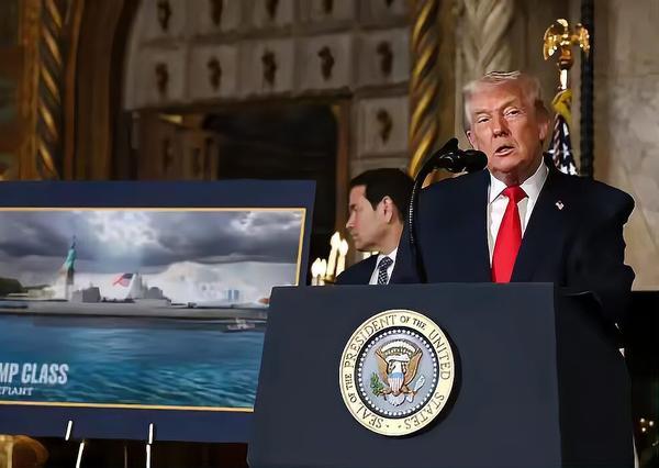 我笑了！特朗普的“黄金舰队”就是一场烧钱的海军闹剧
 
作为天天追军事新闻的人，