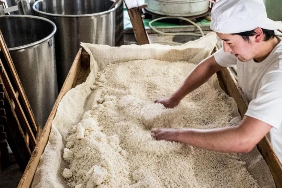 颠覆传统！日本初创企业掀起“收编老字号”热潮，数字化盘活百年老店
 
12月10