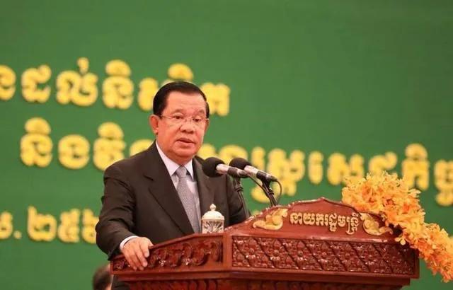柬埔寨首相洪森近日发表演讲指出，东盟反对核武器扩散，而牵扯到核潜艇合作的美英澳“
