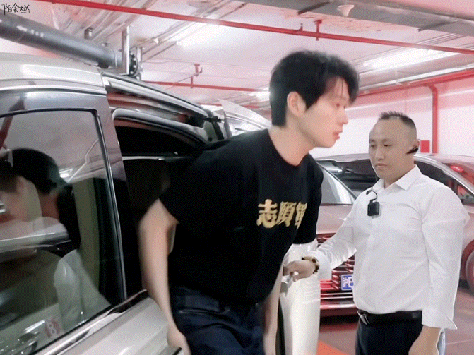 谁不喜欢这么可爱又可靠的魏大勋呢！[哇]#魏大勋不讨好的勇气##魏大勋[超话]#