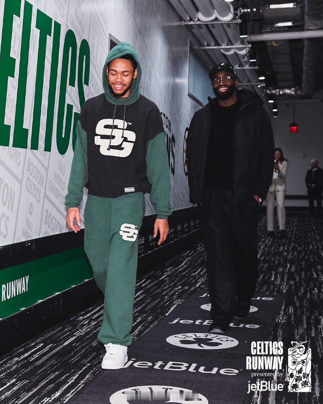 来了！凯尔特人众将已到位🙌🏼尼克斯vs凯尔特人