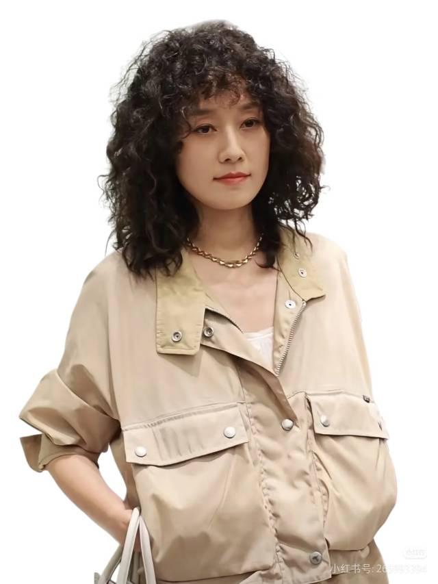 被马伊俐新造型硬控3秒！反差感直接拉满！时尚 明星