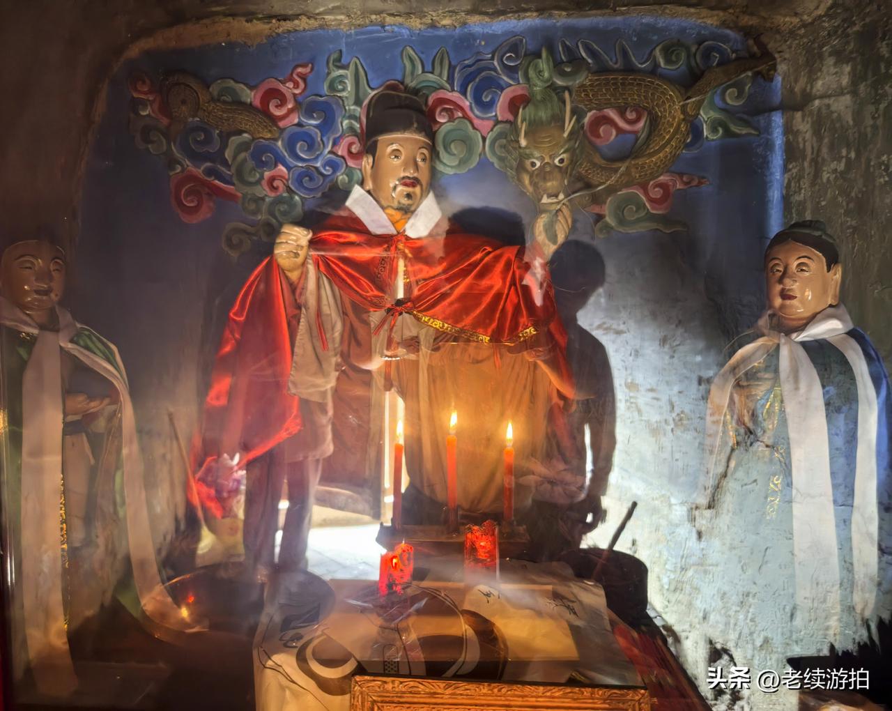 甘肃甘谷县华盖寺石窟：第16号窟（药王洞）