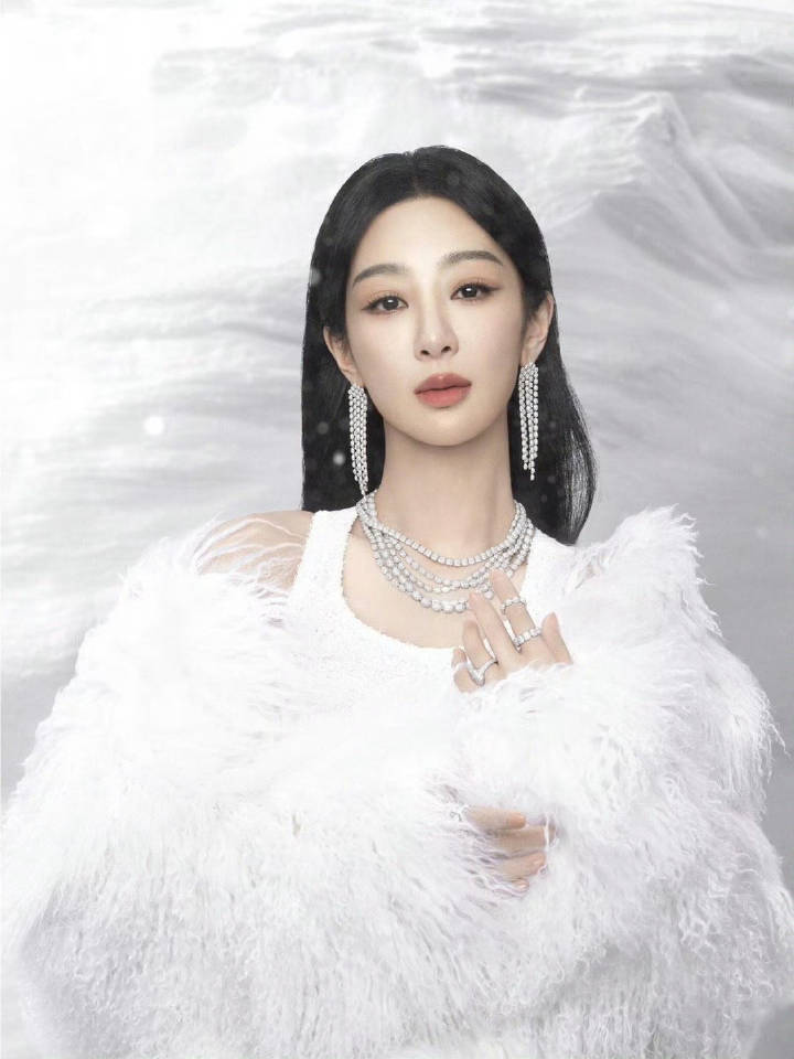 表白代言人杨紫，代言人好美