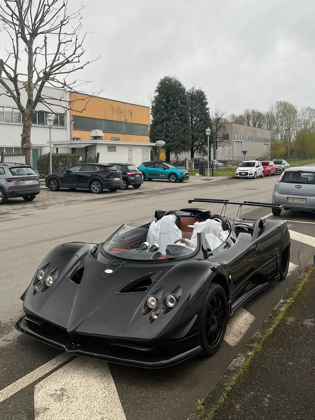 现今拥有最多Zonda乌克兰🇺🇦神豪Binezis第二台Zonda...