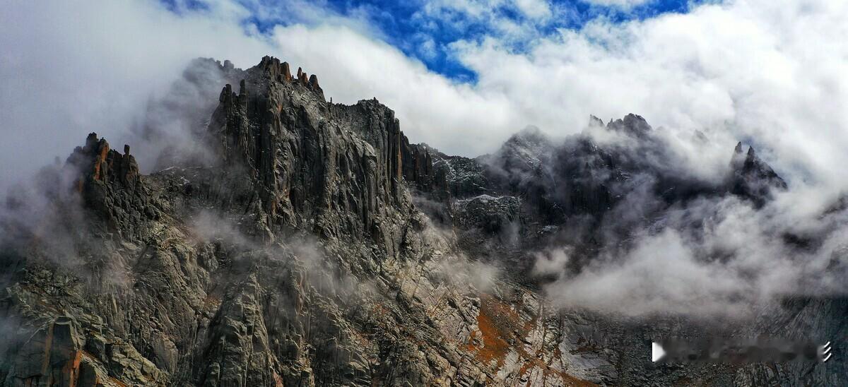 他们说这里是“仙境、魔界、人间于一世”的秘境 ，魔幻世界！#冲破想象——2021