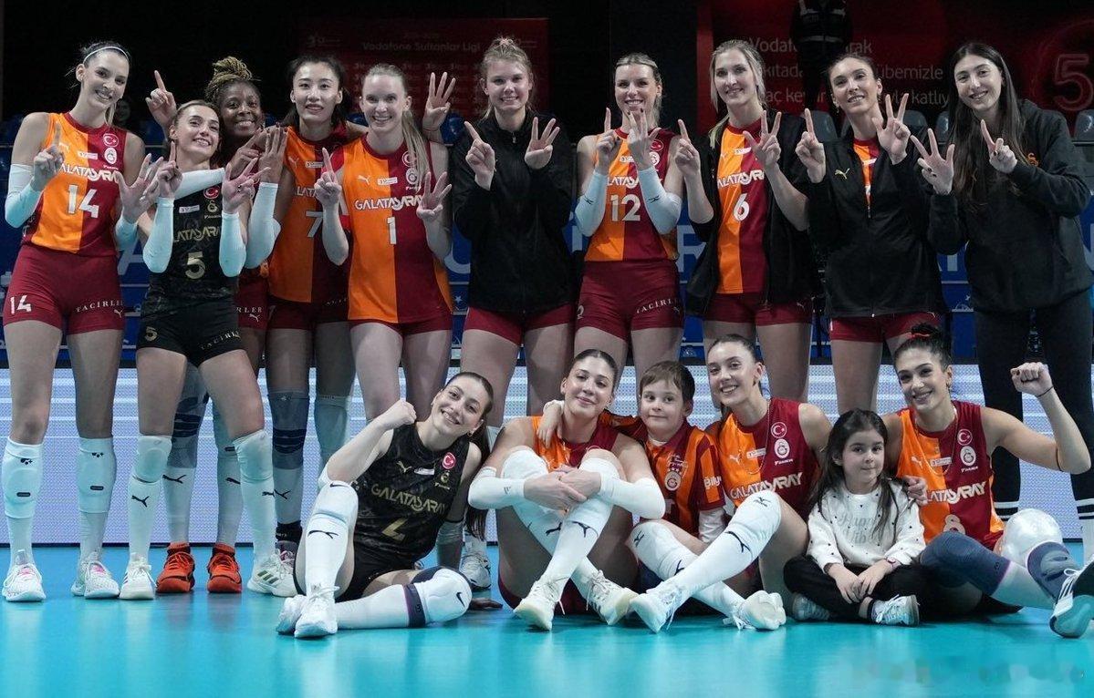 排球 王媛媛留洋第一季 🔴 加拉塔萨雷结束25/26赛季所有比赛 🟡🇪🇺