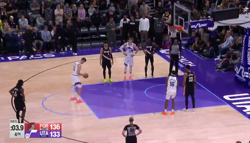 这比赛看得我五味杂陈。讲真，我觉得现在很多东西不应该让球员独自承担的。杨瀚森是从