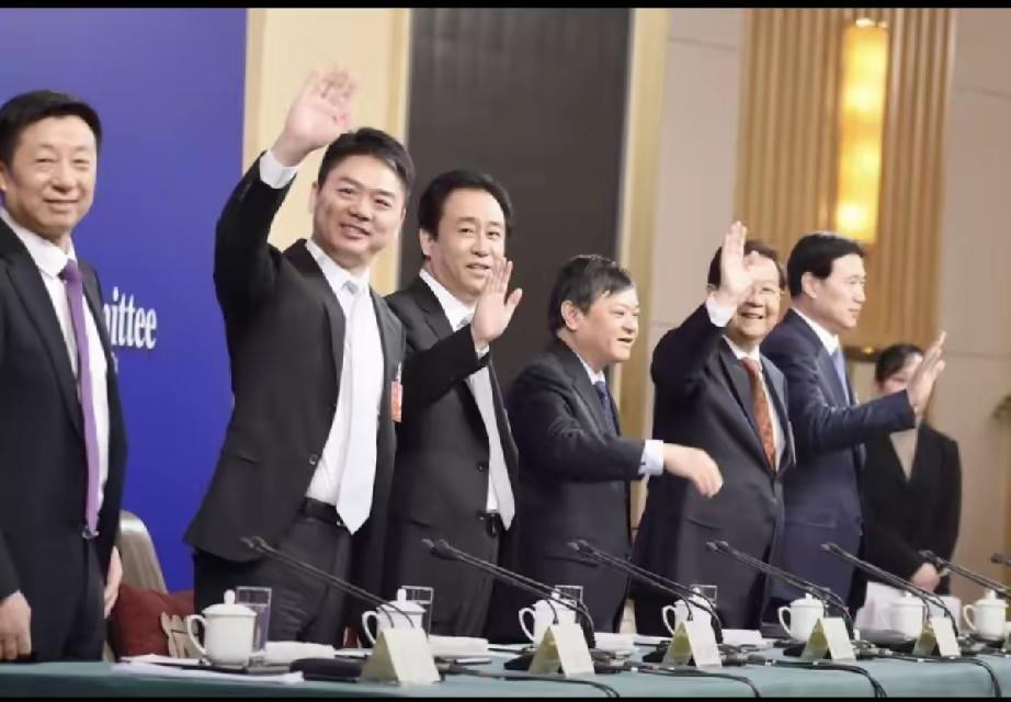 都说马云聪明，京东刘强东更是人间清醒。

2026年8月20日，广东省深圳市中级
