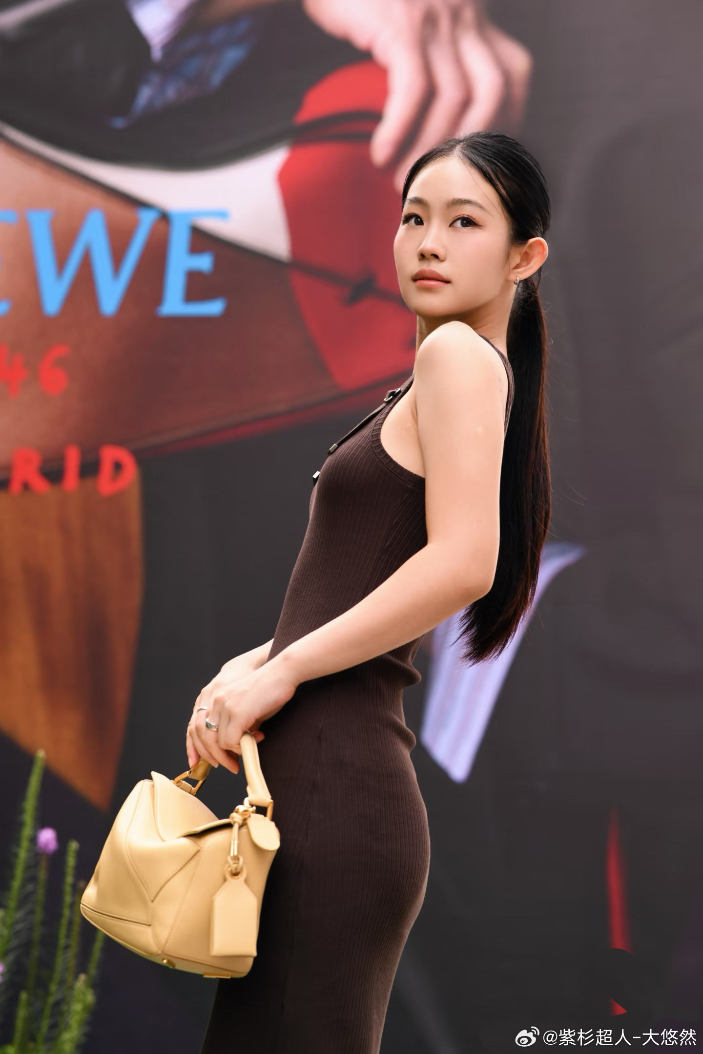 Loe**罗纹背心裙，高弹棉质面料，柔软亲肤又透气，贴合身形超显瘦！U型圆领修饰