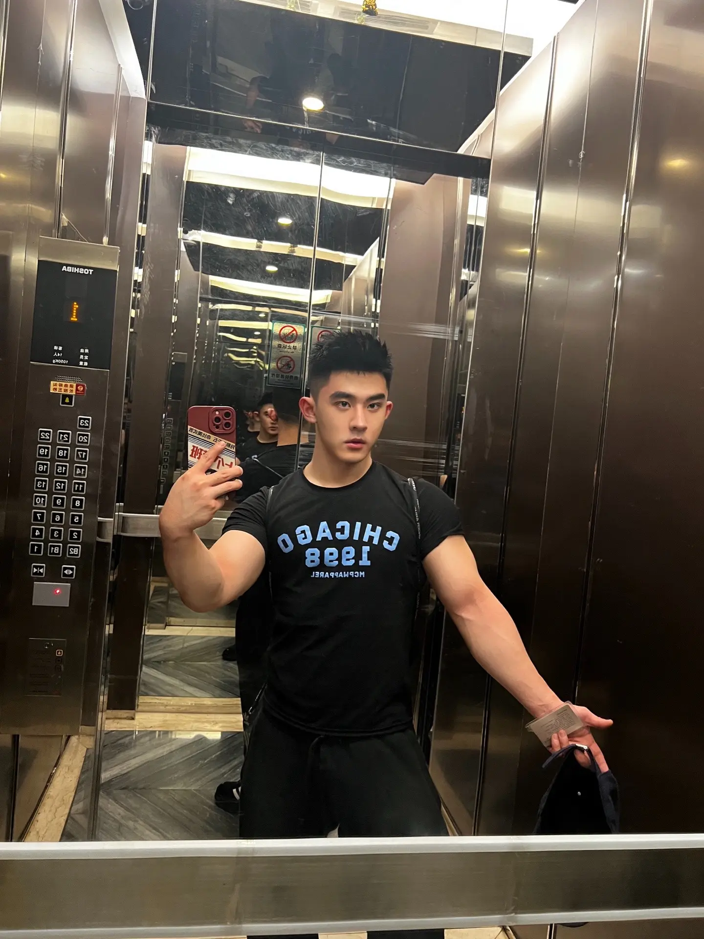 健身完小拍一下啦。