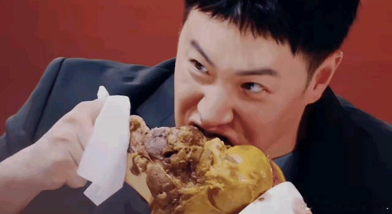潘玮柏被经纪人连发三个少吃点重要的事说三遍！玮柏哥，你可长点心吧。 