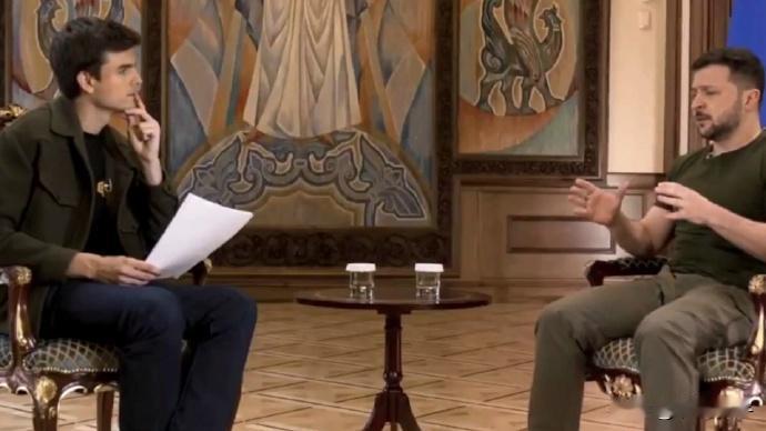 4月22日，拿到美国600多亿美元援助后，乌克兰总统泽连斯基表示：“如果美国人没