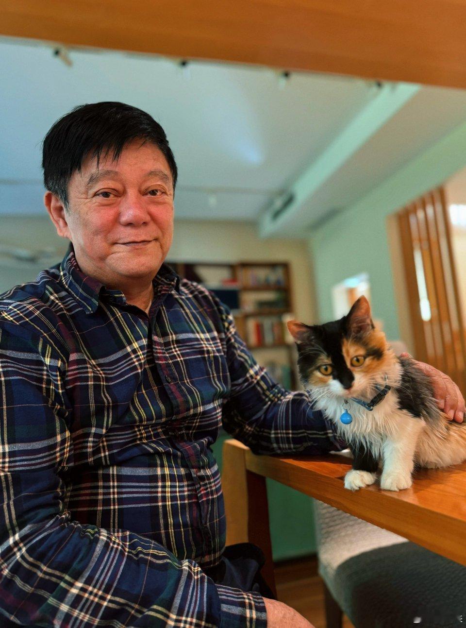 姚晨除夕给爸爸染发染眉姚晨回福建老家过年了 团圆时刻，爱意满满！姚晨回福建过年，