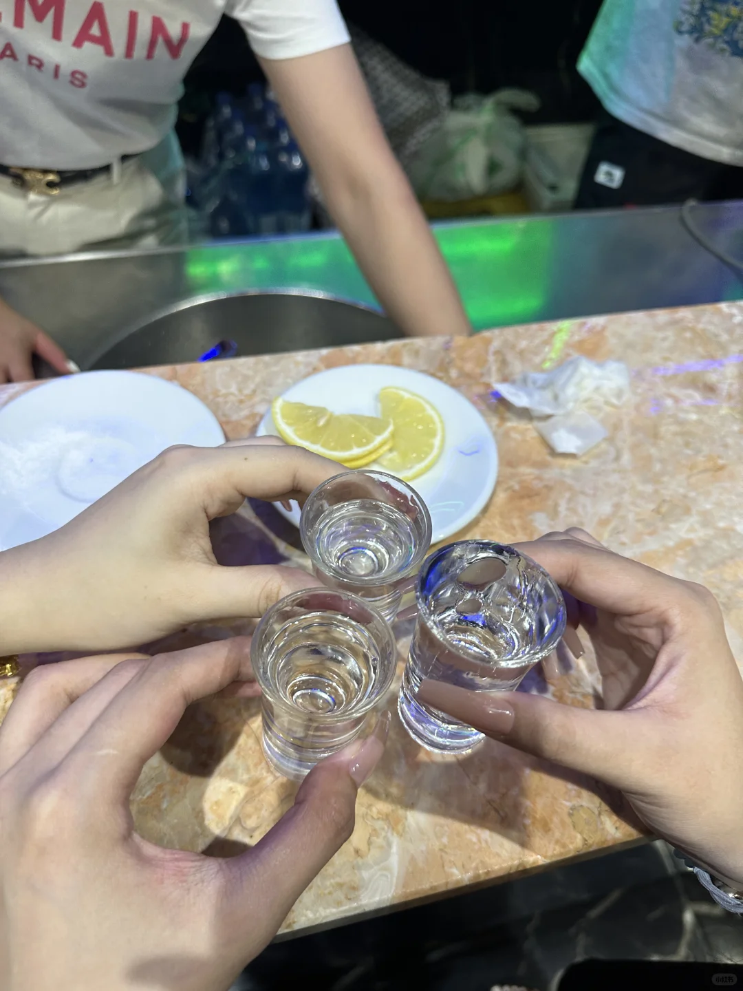 在米兰挑战喝一整条华人街（成功版
