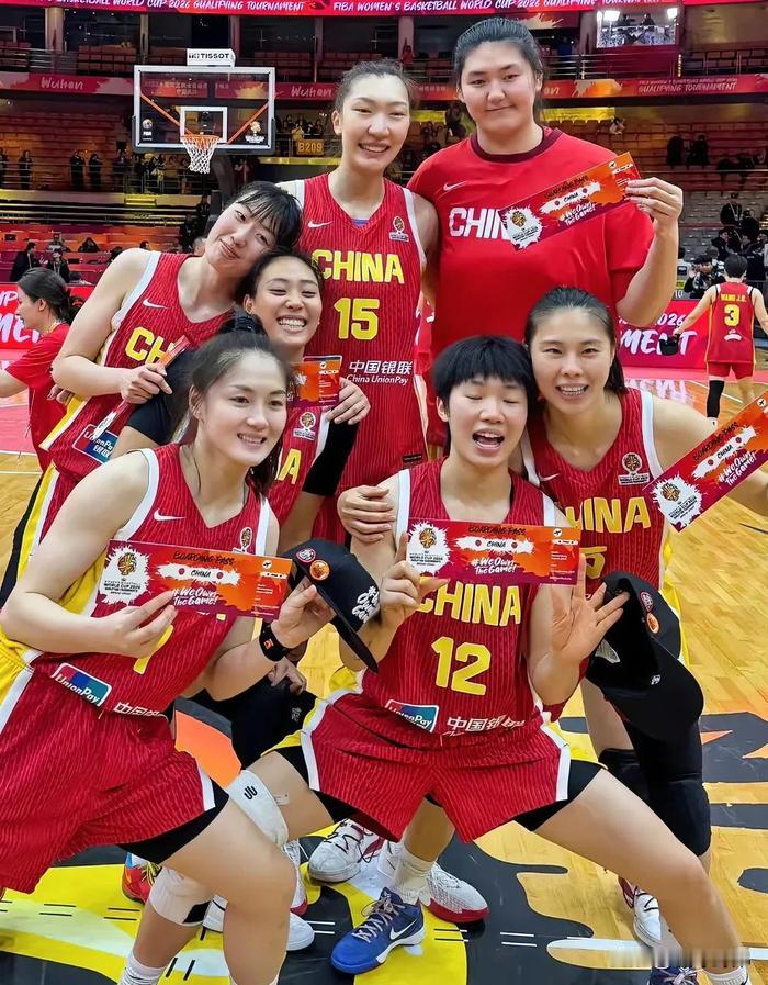 热身赛，中国女篮国家队12人大名单预测出炉，张子宇刘禹彤入选
今天下午，北京时间