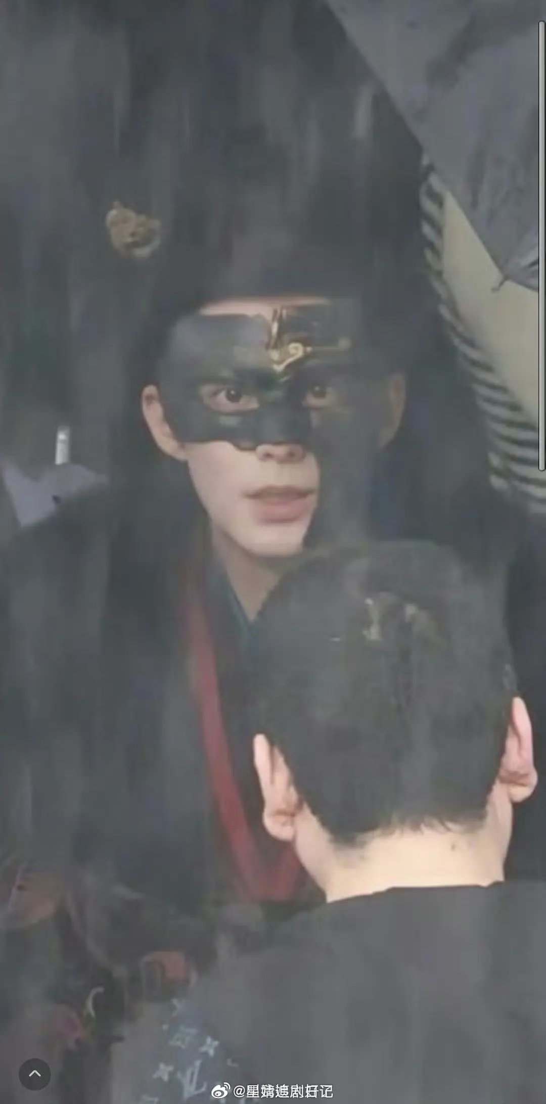 王鹤棣《将门独后》有面具造型路透了～这是哪段剧情来着？说真的！男主真的大气，第一