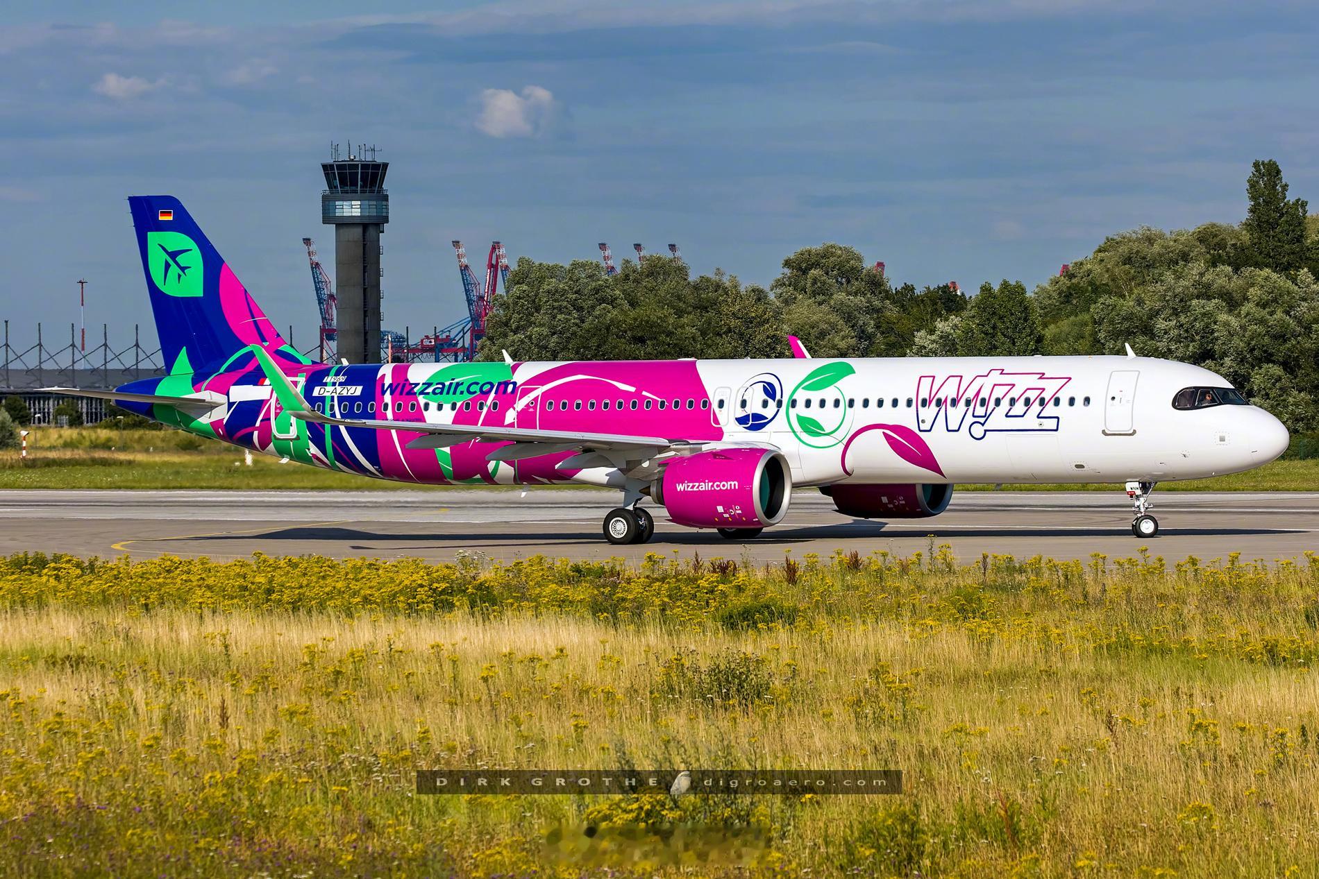 Wizz航空最新一架A321neo（9H-WNM）喷涂了一款名为“最环保飞行”的