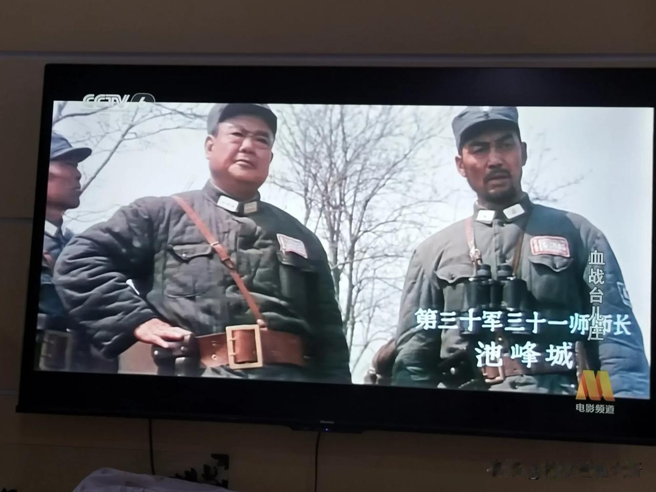 这电影是摸着良心拍的，比抗日神剧强百倍。就这些演员，这服装道具，再过多少年，也不