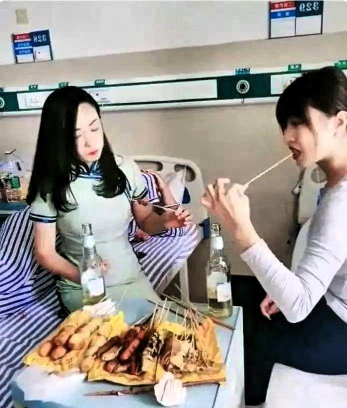 江苏一名男子在家和老婆吵架被打进医院，三位小姨子听说姐夫被姐姐打进医院，带着啤酒