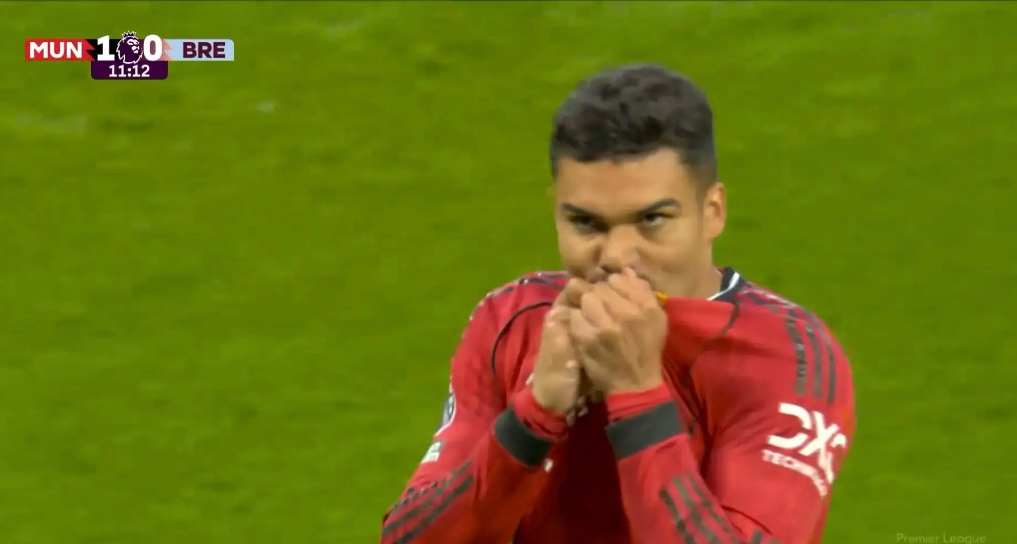 曼联2-1布伦特福德。红魔剩4轮领先第六名11分，基本锁定欧冠资格。卡塞米罗在即