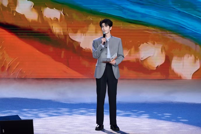 根正苗红的张凌赫张凌赫正气张凌赫正气，根正苗红的张凌赫，六分钟脱稿演讲，正气感和
