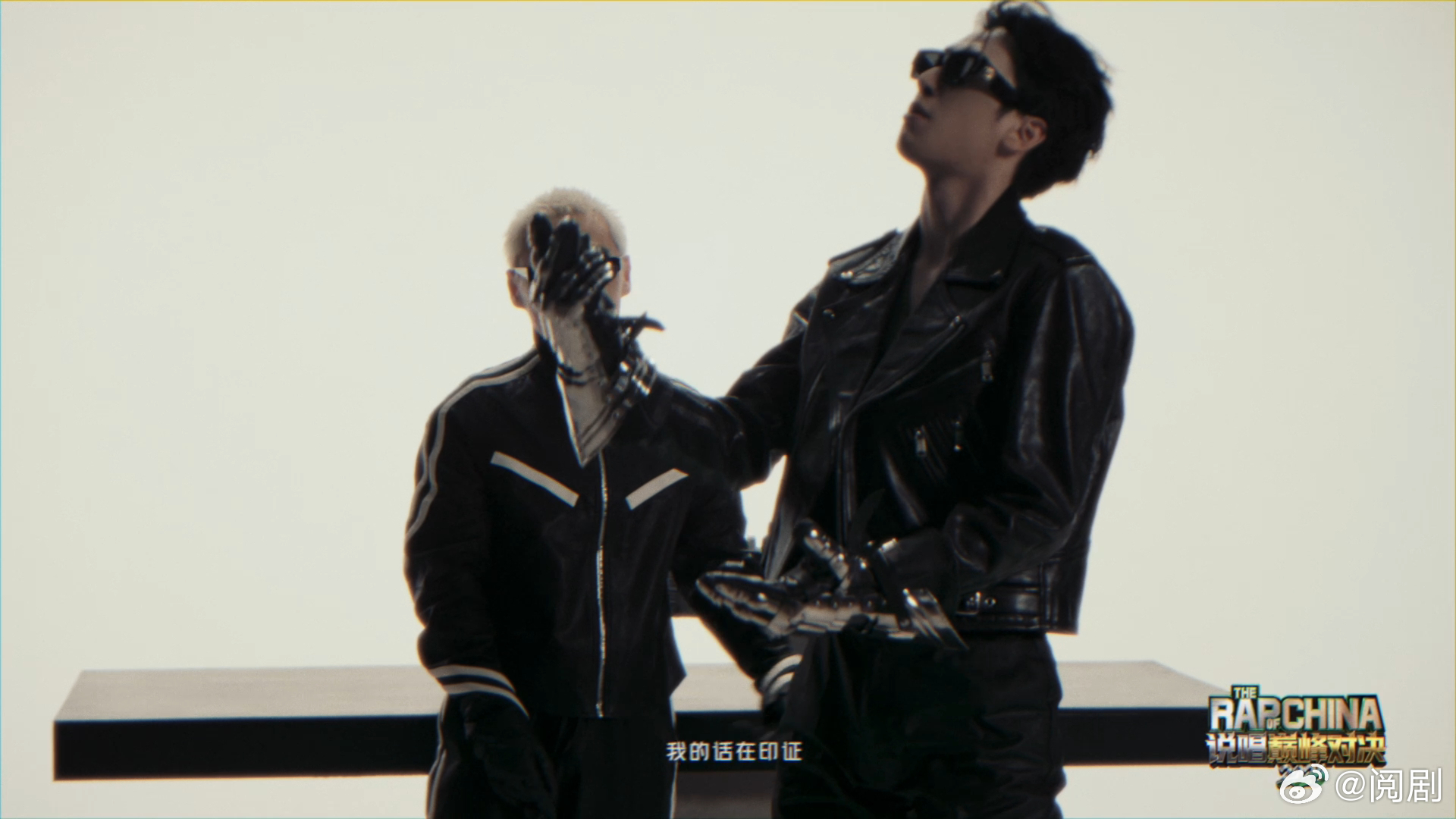 严浩翔谢帝体型差只顾着沉浸30位rapper的舞台输出，镜头一切到严浩翔谢帝双人