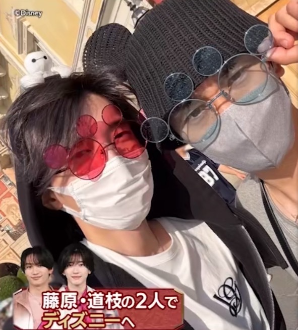 终于看到这个自拍🤳 